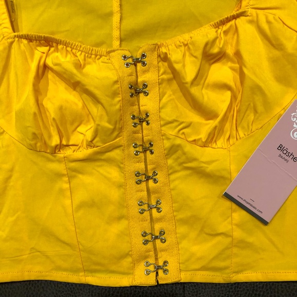 Blashe Yellow Corset Crop Top Size Large - Picture 2 of 3